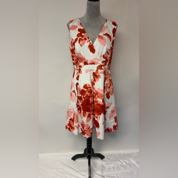 Ellen Tracy Dresses & Skirts - ELLEN TRACY dress SZ 10 retro look crinoline 50’s vibe floral cottagecore